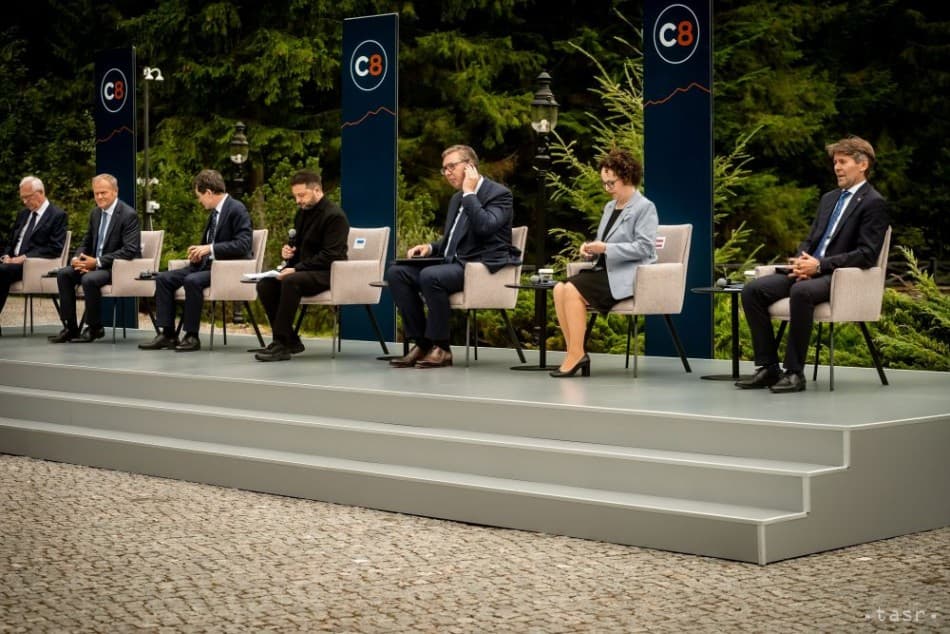 Šesť krajín prijalo deklaráciu o spolupráci v karpatskom regióne